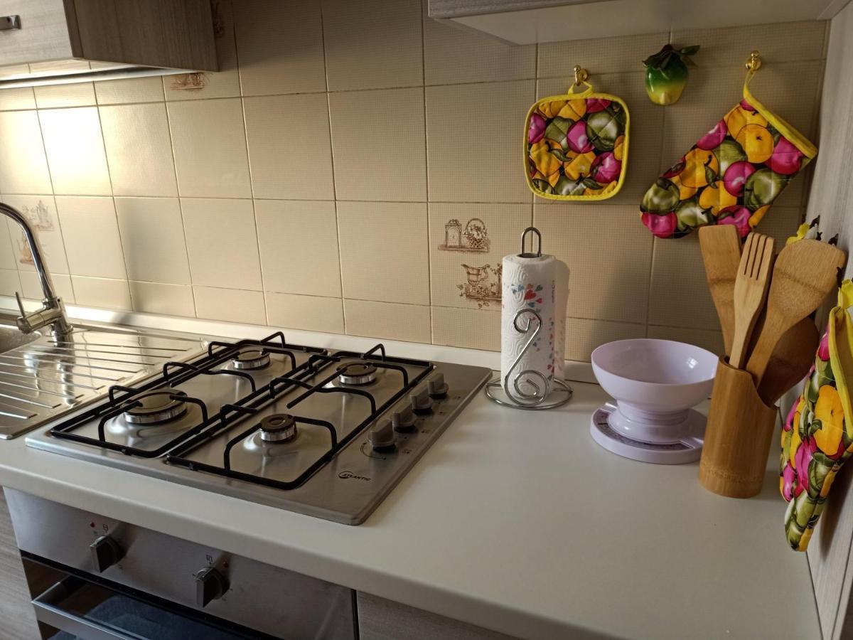 Casa Ilanfra - Appartamenti Gabbiano, Farfalla E Stella Marina بيومبينوا المظهر الخارجي الصورة