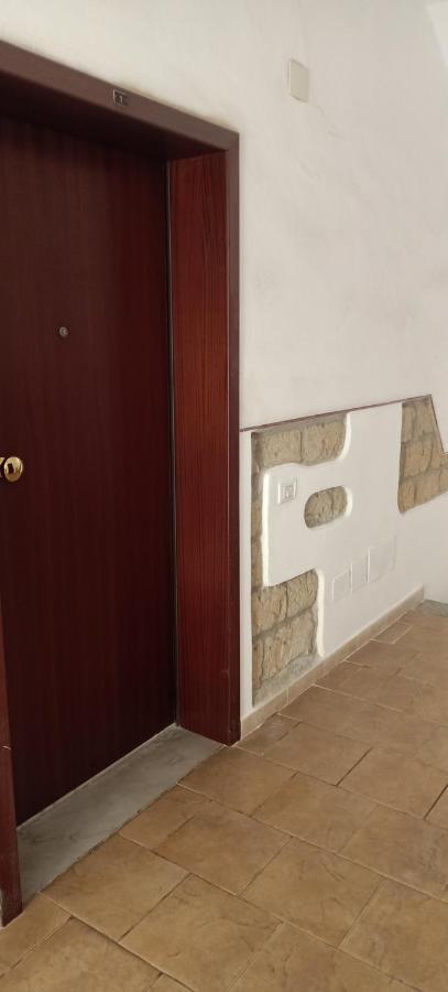 Casa Ilanfra - Appartamenti Gabbiano, Farfalla E Stella Marina بيومبينوا المظهر الخارجي الصورة