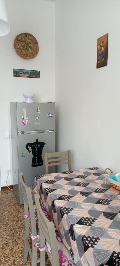 Casa Ilanfra - Appartamenti Gabbiano, Farfalla E Stella Marina بيومبينوا المظهر الخارجي الصورة