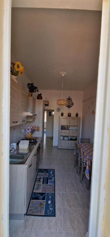 Casa Ilanfra - Appartamenti Gabbiano, Farfalla E Stella Marina بيومبينوا المظهر الخارجي الصورة